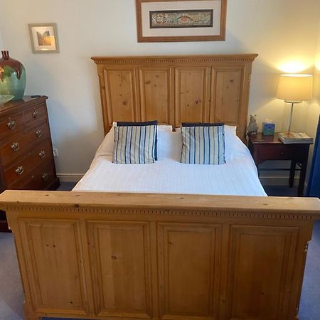 Beautiful Private Room With Kingsize Bed And Large Private En-Suite Peterborough Exterior foto
