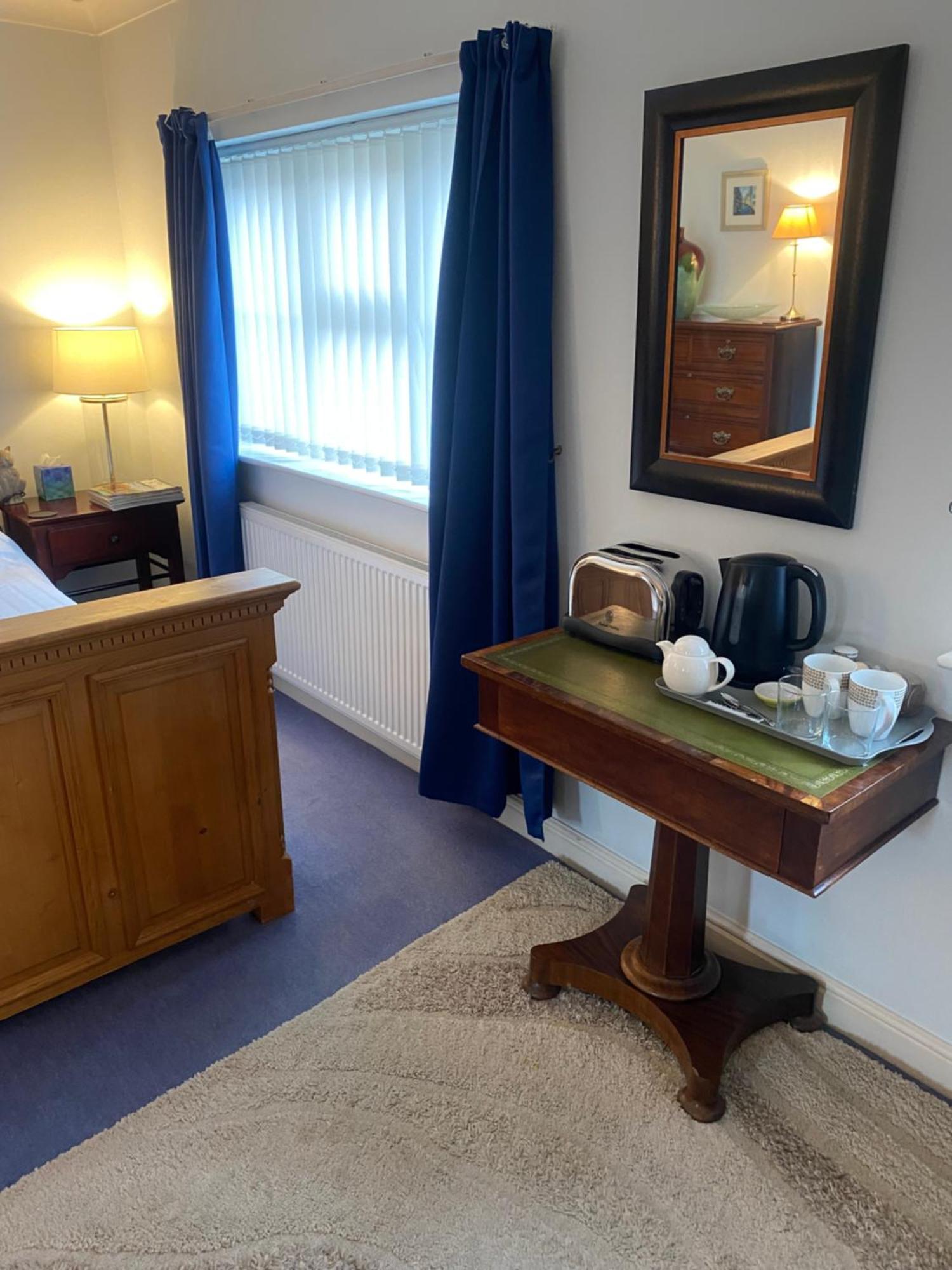 Beautiful Private Room With Kingsize Bed And Large Private En-Suite Peterborough Exterior foto